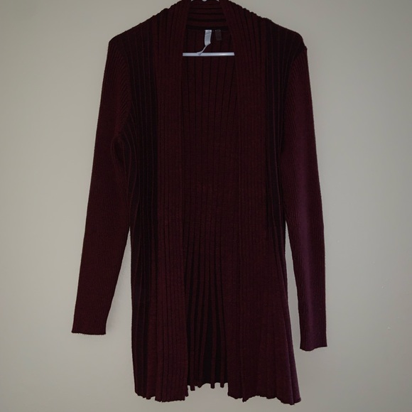 Women’s red and black cardigan - Picture 1 of 4